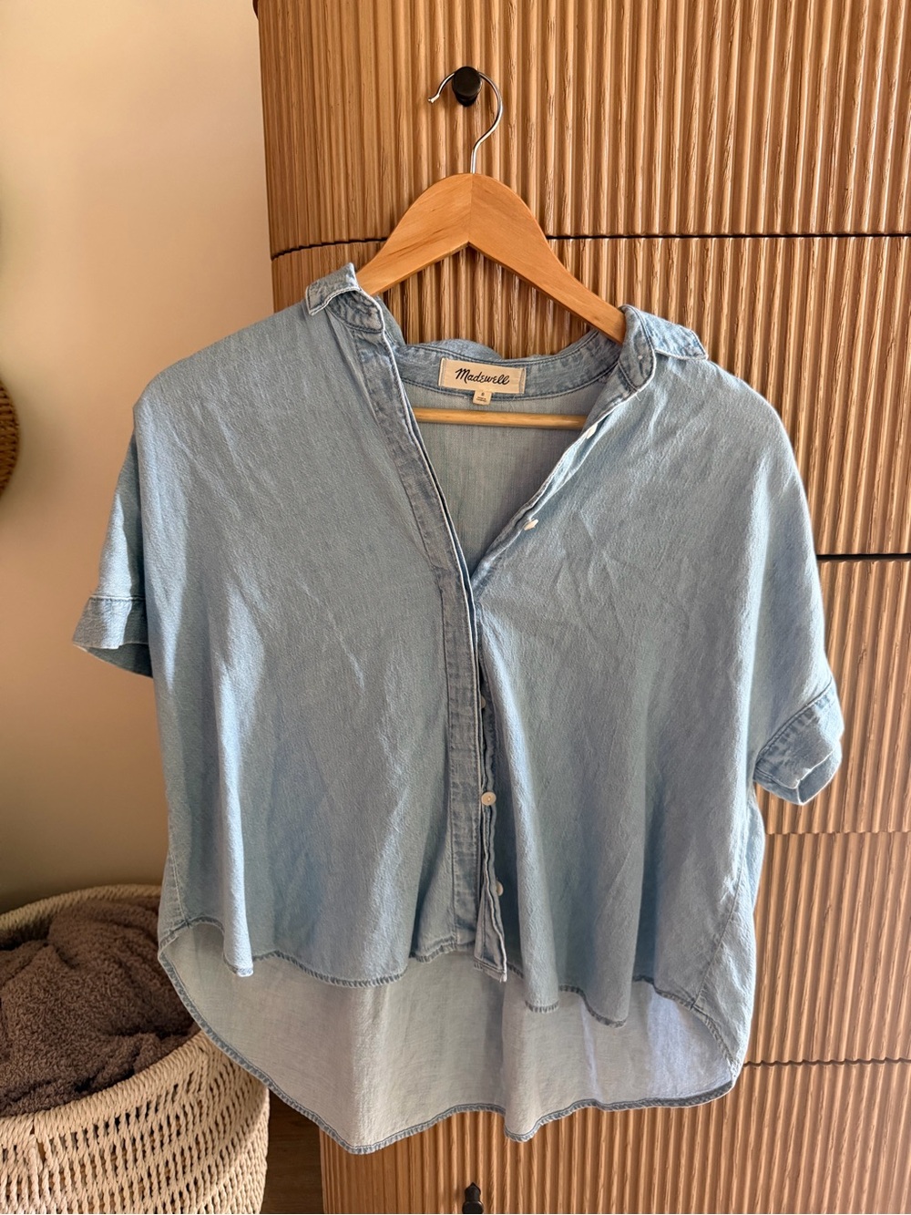 Madewell Light Chambray Short Sleeve Button-Front Shirt